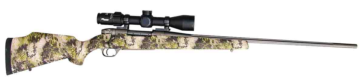 Weatherby’s Mark V Altitude rifle was tested using a SIG SIERRA3BDX 4.5-14x 44mm scope.